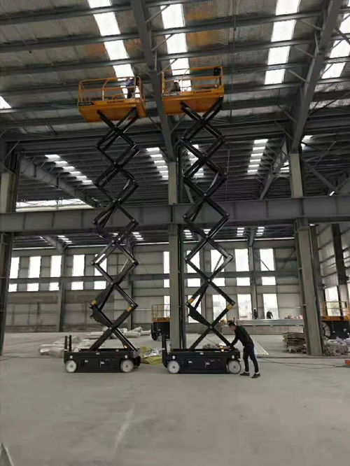 高效轉運，精準吊裝——新華50噸吊車助力工地鋼筋轉運與機械設備租賃